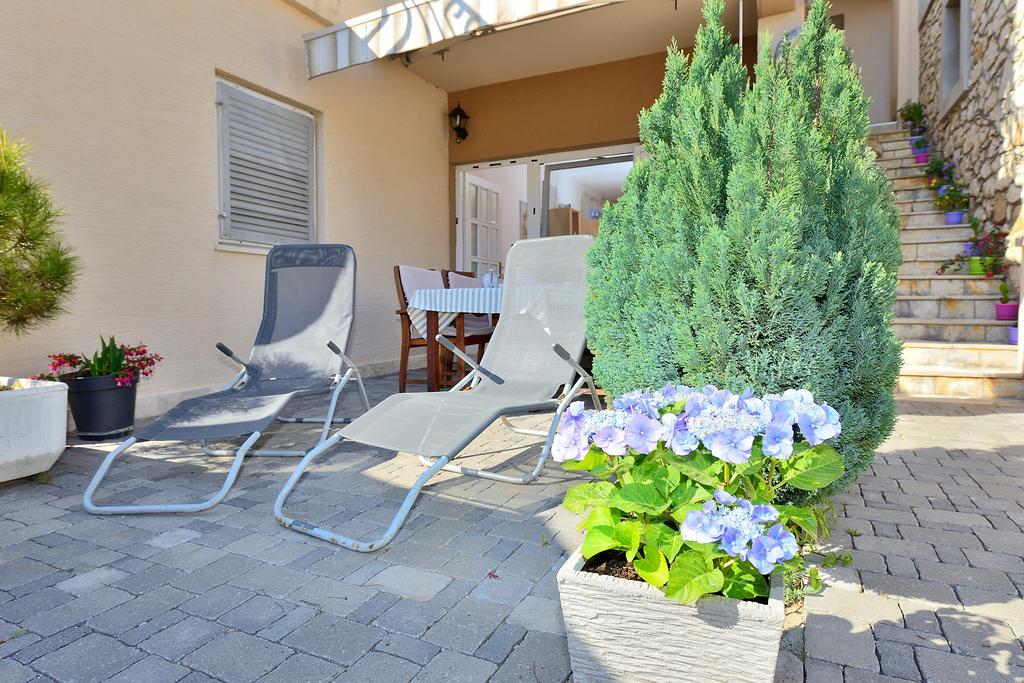 Apartments Karla & Marija Петрчане Номер фото